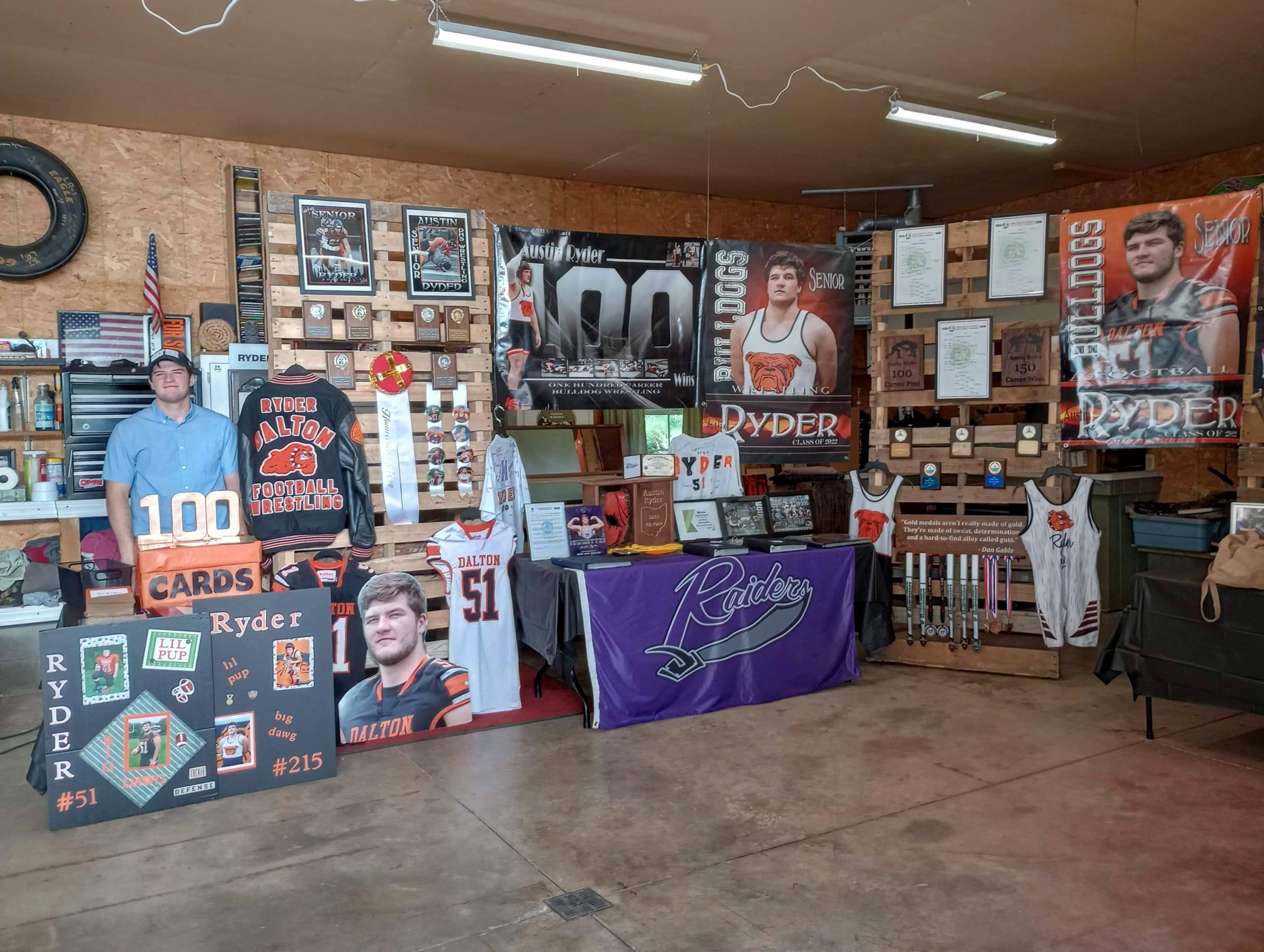 Pallet display for a graduation party